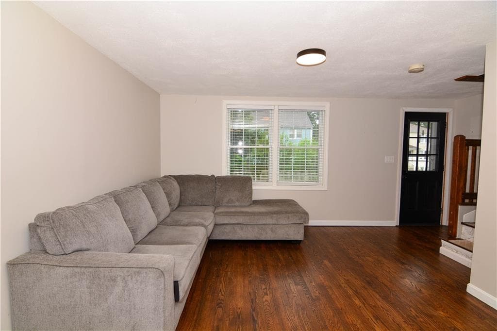 15 Saratoga Road - Photo 5