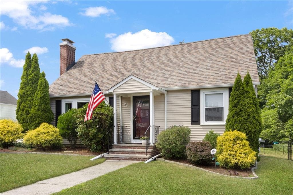 25 Leroy Avenue - Photo 2