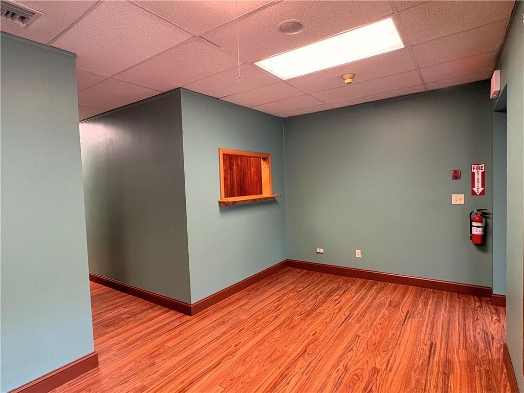 570 Putnam Pike - Photo 3