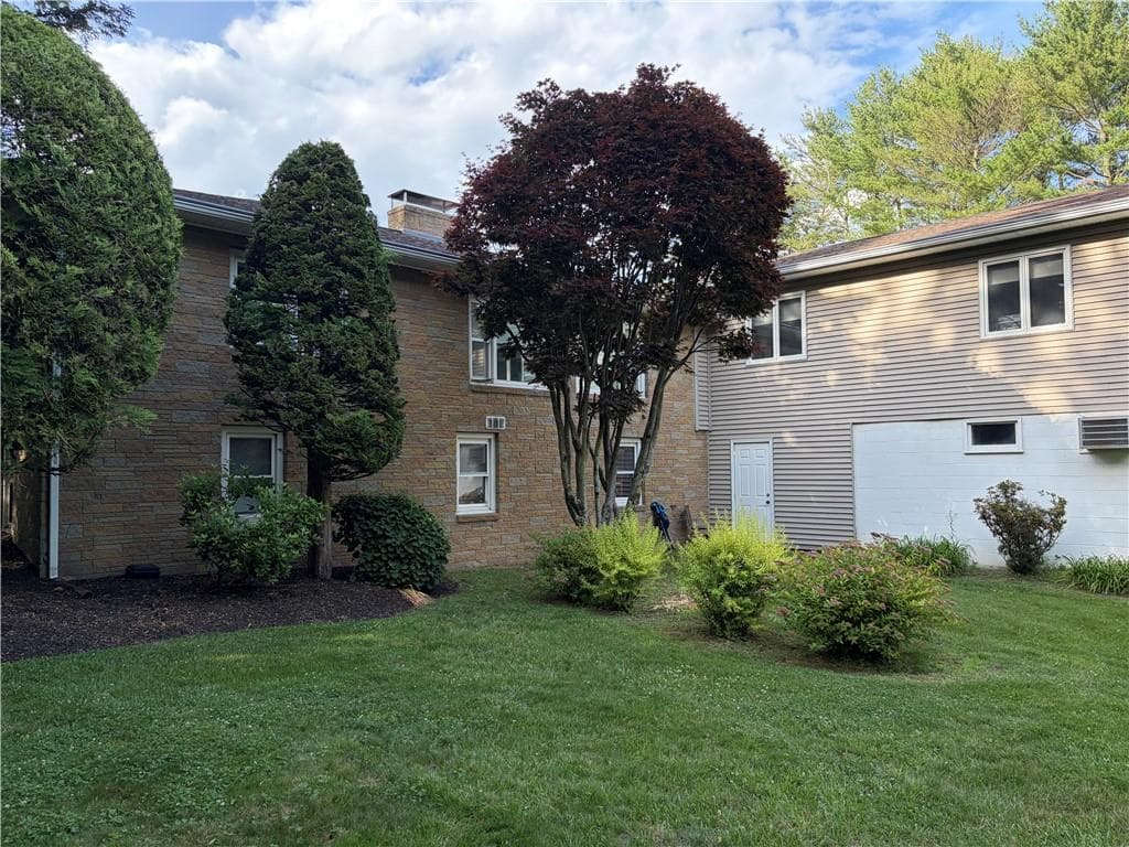 688 Frenchtown Road - Photo 5