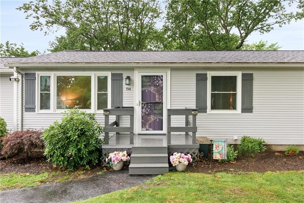84 Hilton Road - Photo 2