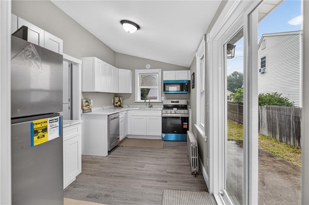 91 Ash Street - Photo 2