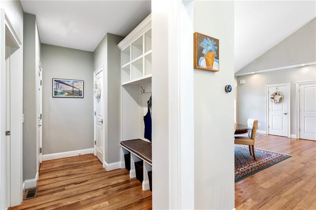 42 Aubin Street - Photo 2
