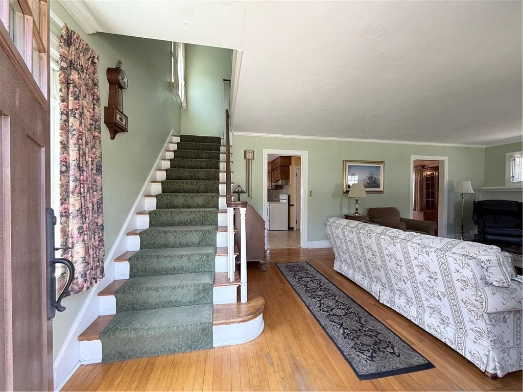 76 Brookdale Boulevard - Photo 2
