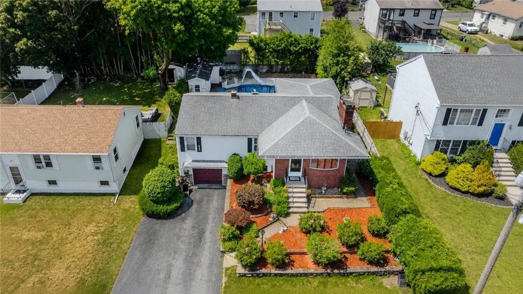 8 Flanders Street