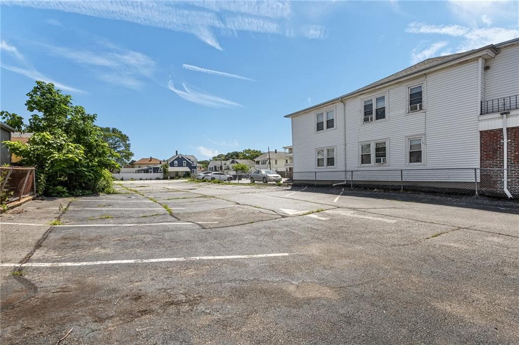 162 Vincent Avenue - Photo 4