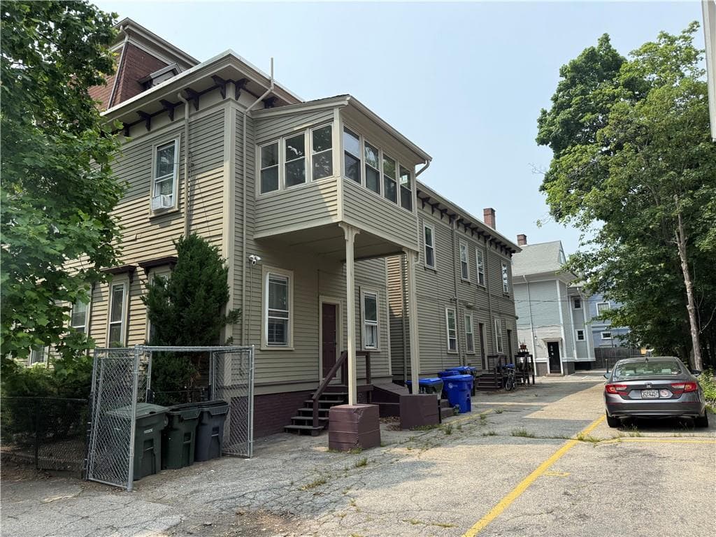 339 Thayer Street - Photo 3