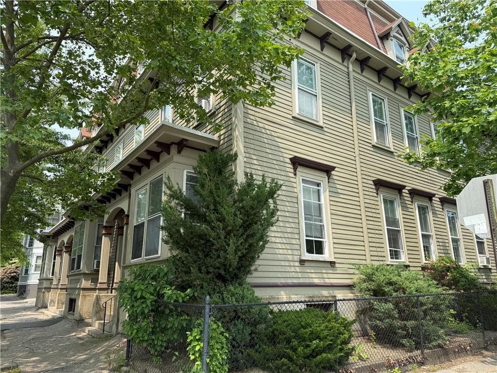 339 Thayer Street - Photo 1