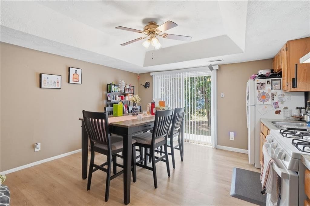 207 Glen Drive - Photo 2