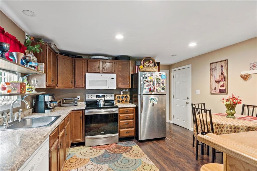 301 Bulgarmarsh Road - Photo 4