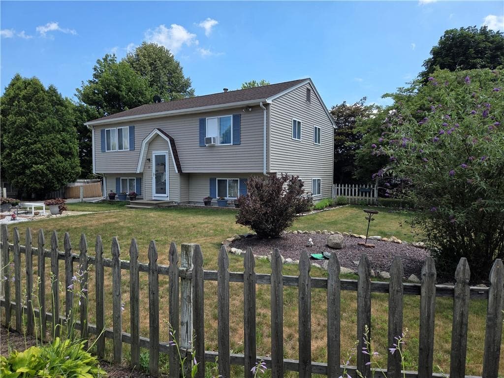 28 Longbow Drive - Photo 3