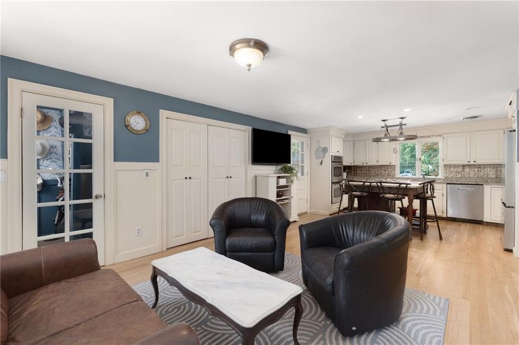 1 Gladridge Drive - Photo 3