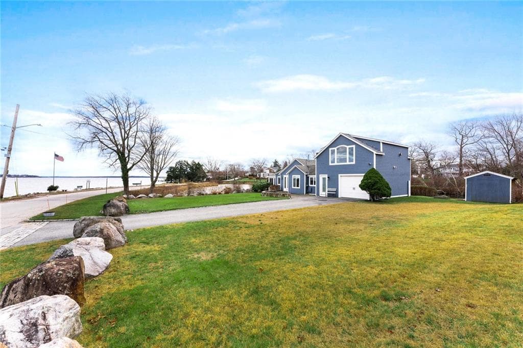 163 Beachwood Drive - Photo 2
