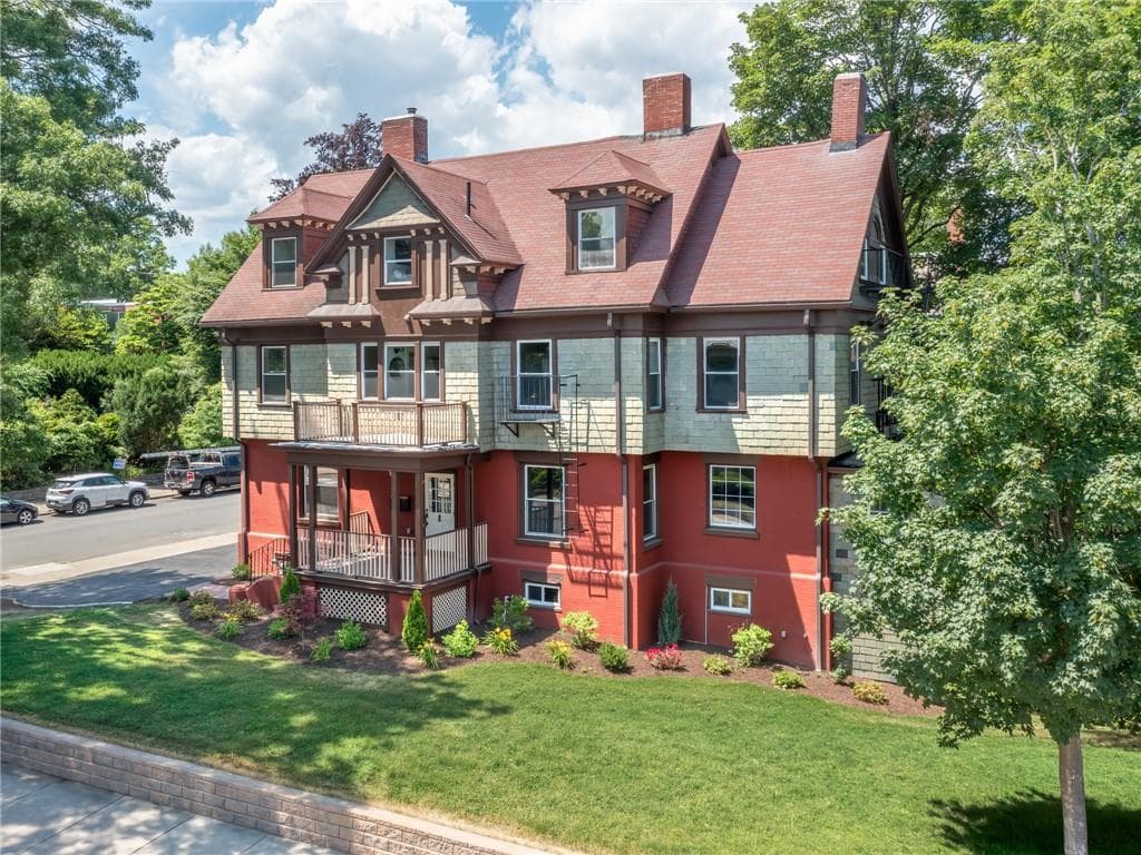 166 Waterman Street #3