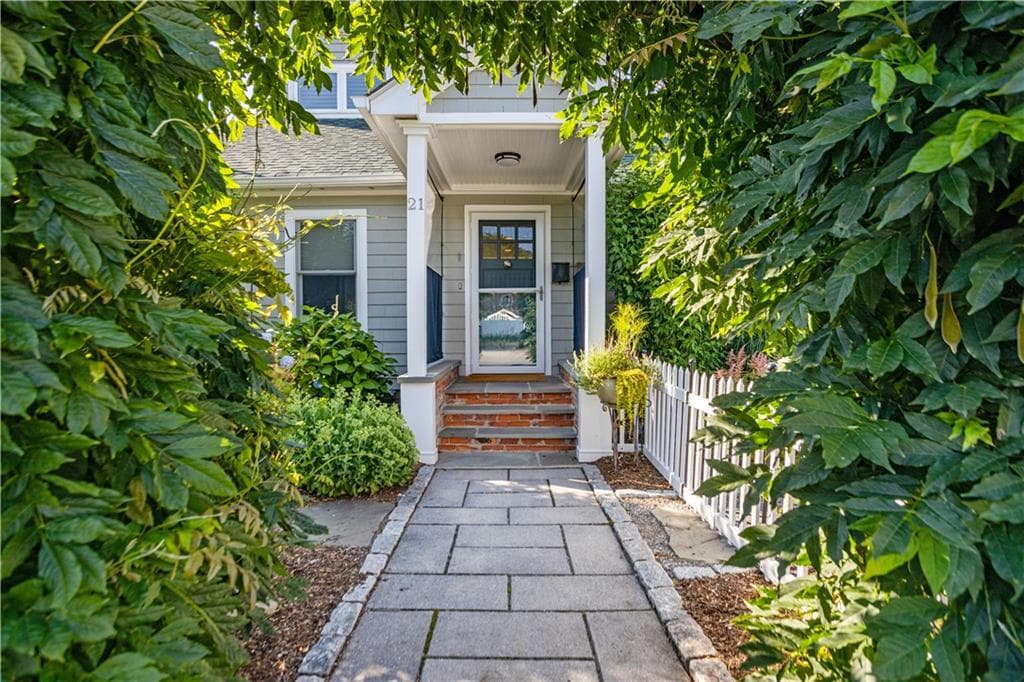 21 Teed Avenue - Photo 3