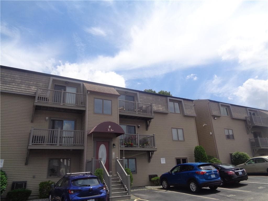 34 Village Court #34