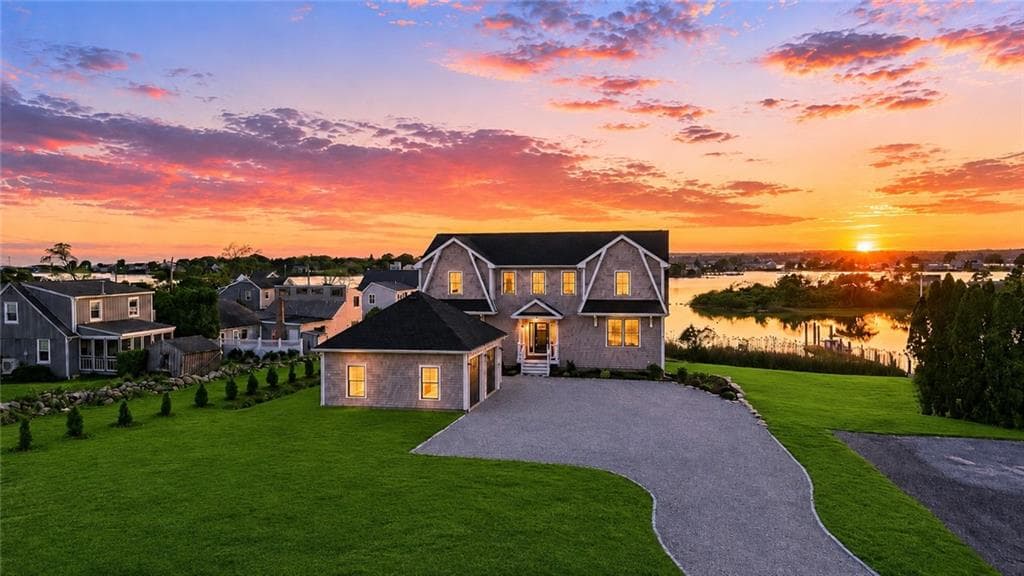 84 Carver Lane