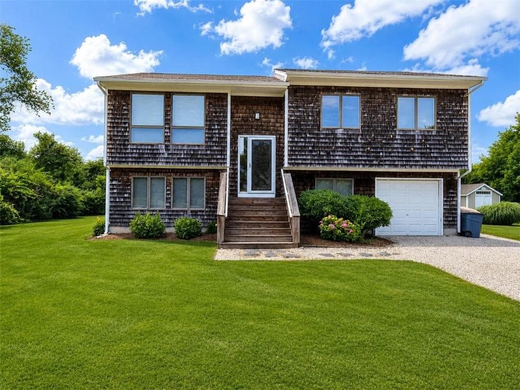 42 Jamestown Boulevard
