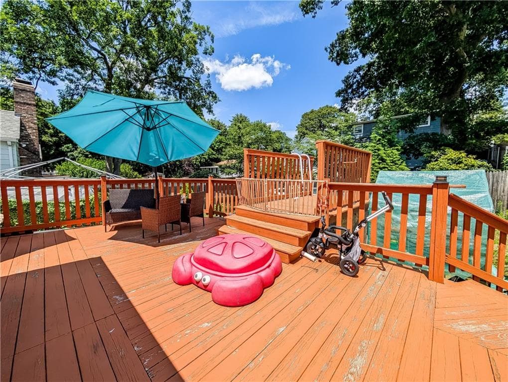 115 Davis Avenue - Photo 3