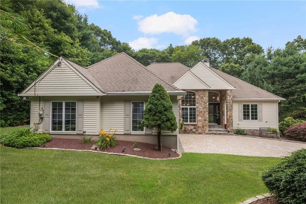 5 Woodbine Lane - Photo 3