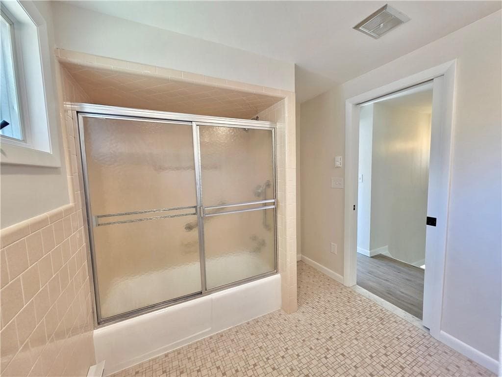 8 Wolf Hill Road - Photo 2