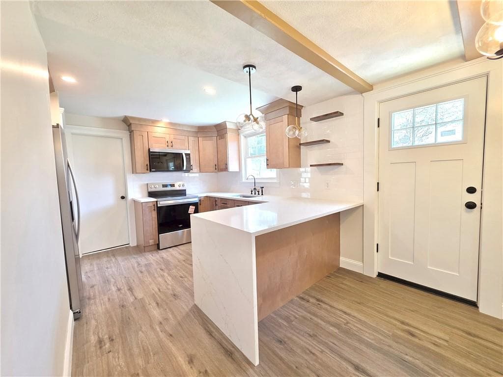 8 Wolf Hill Road - Photo 3
