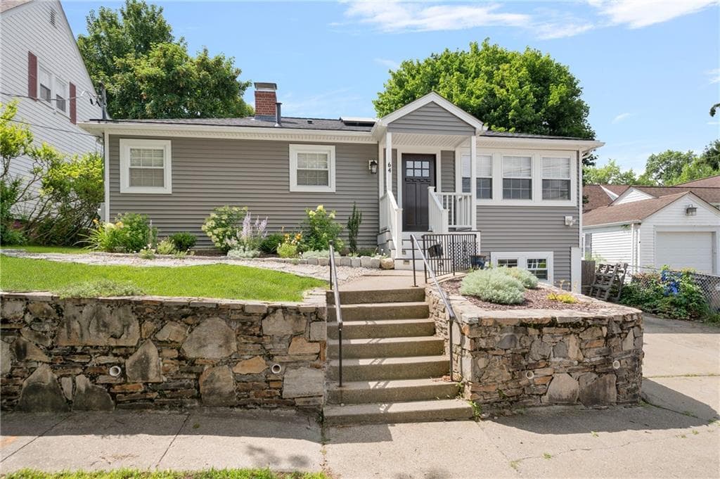64 Royal Avenue