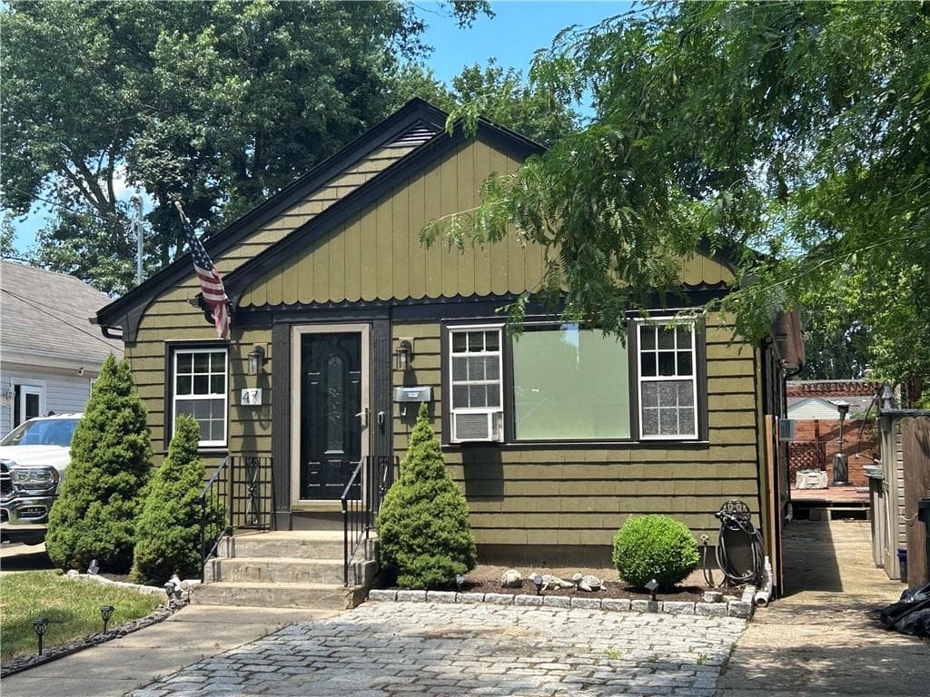 47 Naples Avenue