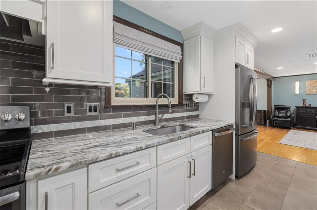 365 West Wrentham Road - Photo 5