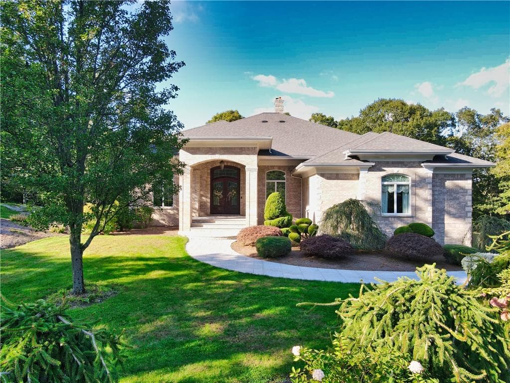 51 Ridge Drive