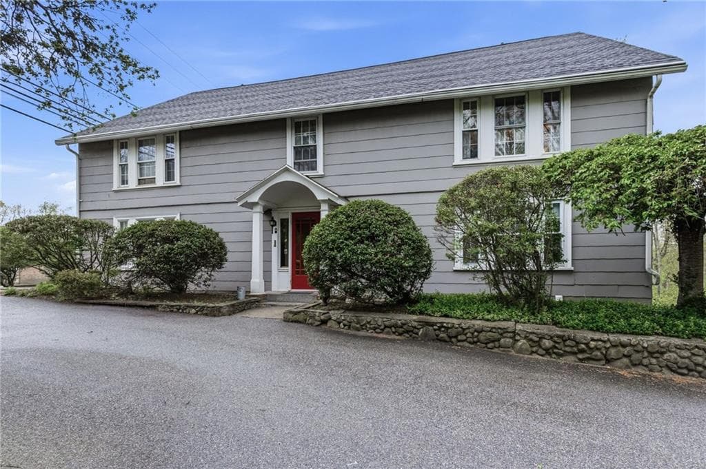 2320 Diamond Hill Road