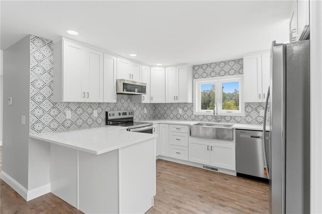 109 Hudson Pond Road - Photo 2