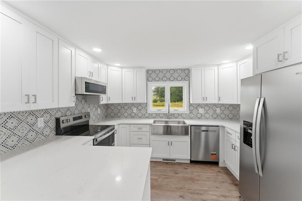 109 Hudson Pond Road - Photo 3