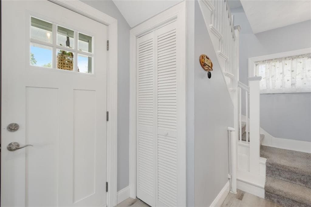 11 Minerva Avenue - Photo 2