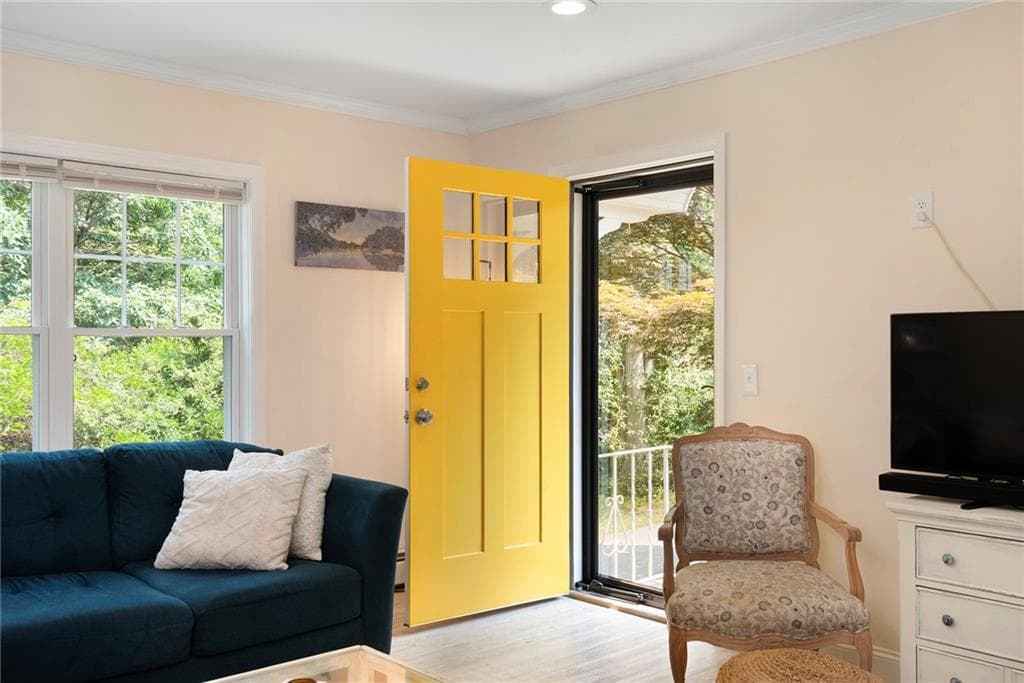 993 Pine Street - Photo 4