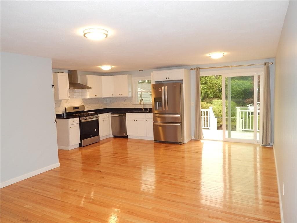 120 Gallway Street - Photo 5