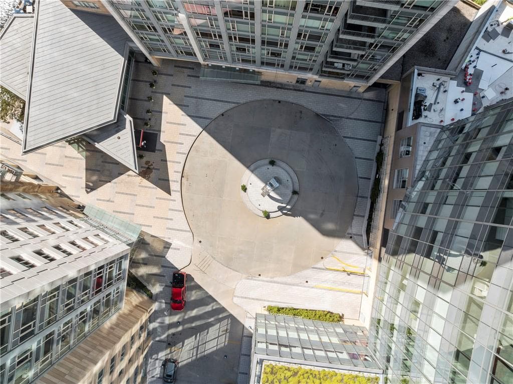 200 Exchange Street #814 - Photo 3