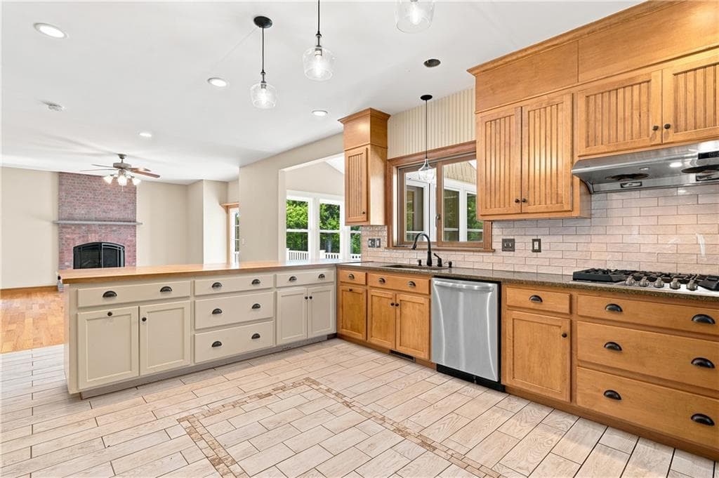 45 Pine Swamp Road - Photo 3