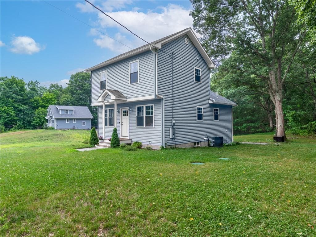 124 Mount Pleasant Road - Photo 2
