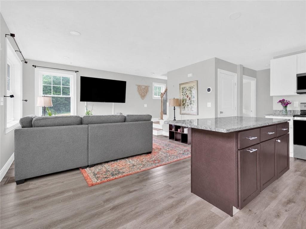 124 Mount Pleasant Road - Photo 5