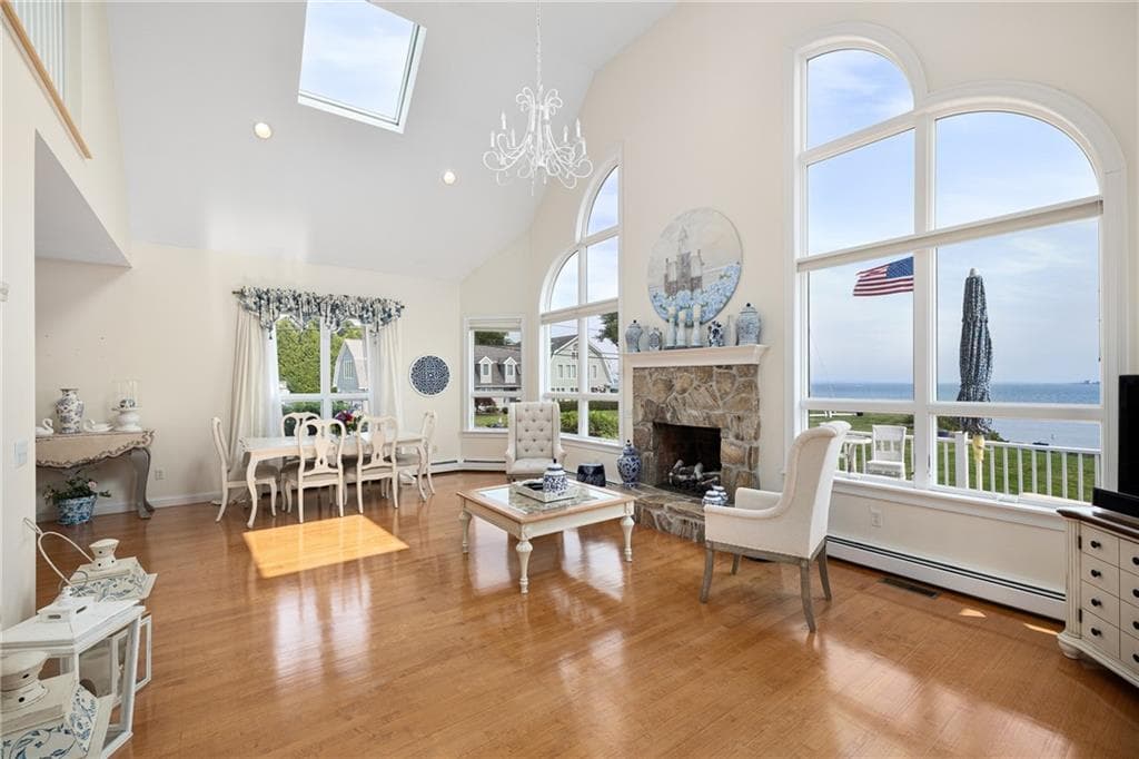 139 Hemlock Avenue - Photo 5