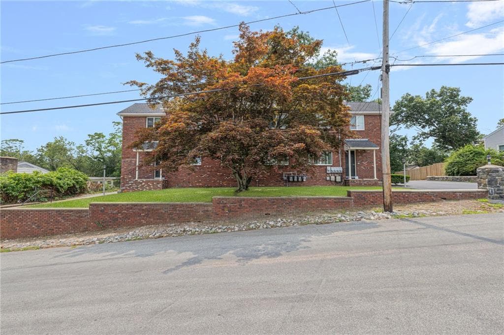 44 Newell Street - Photo 3