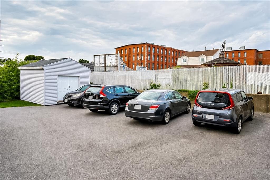 32 Slater Street - Photo 3