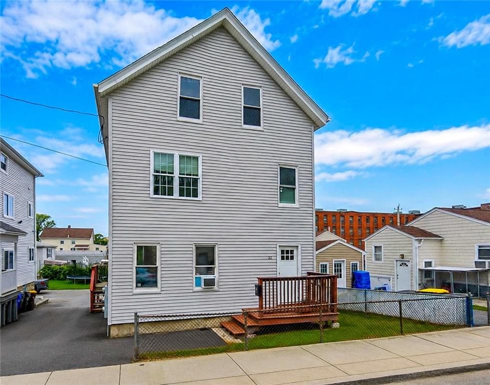 32 Slater Street - Photo 1