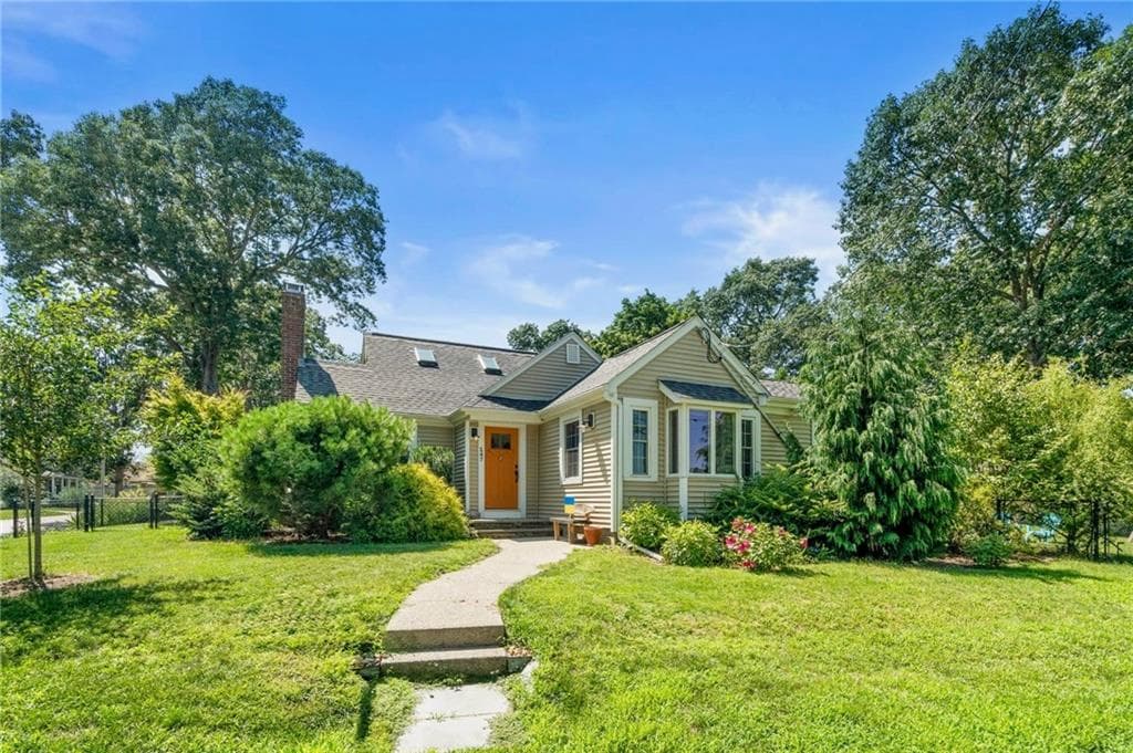 147 Riverside Drive - Photo 1
