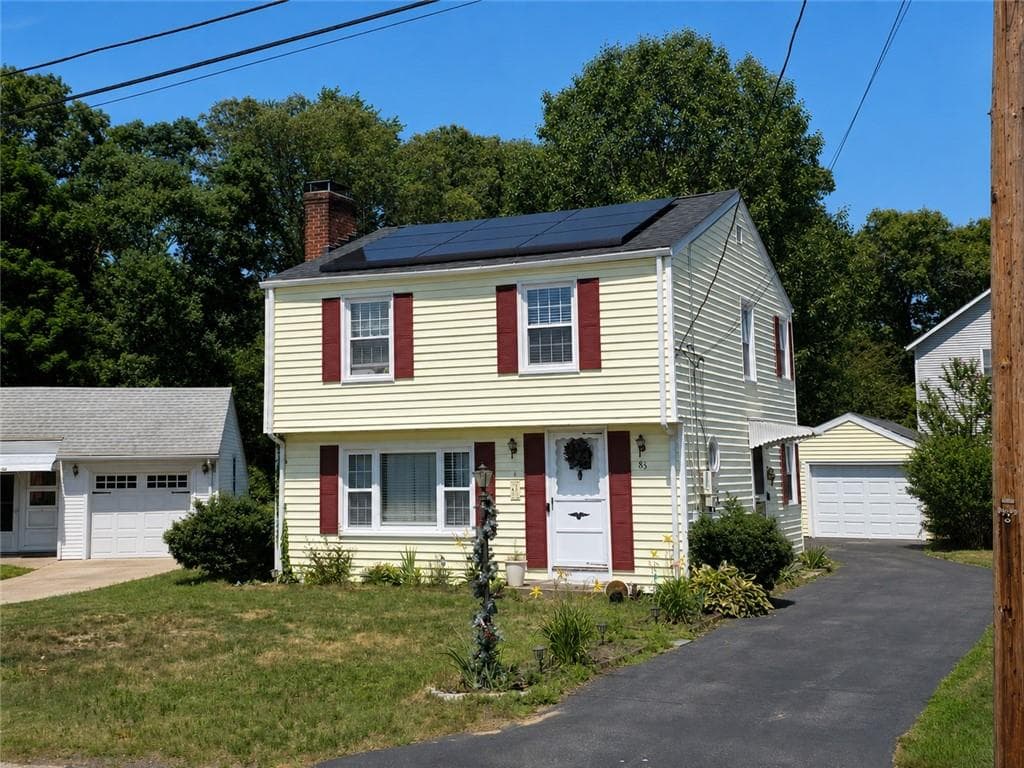 83 Harman Avenue - Photo 1
