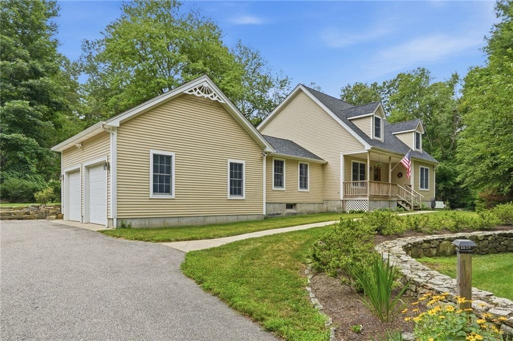 229 Huntinghouse Road - Photo 1