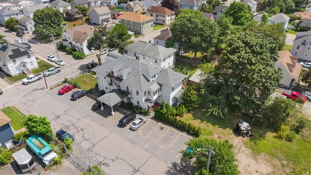 82 Pond Street - Photo 2