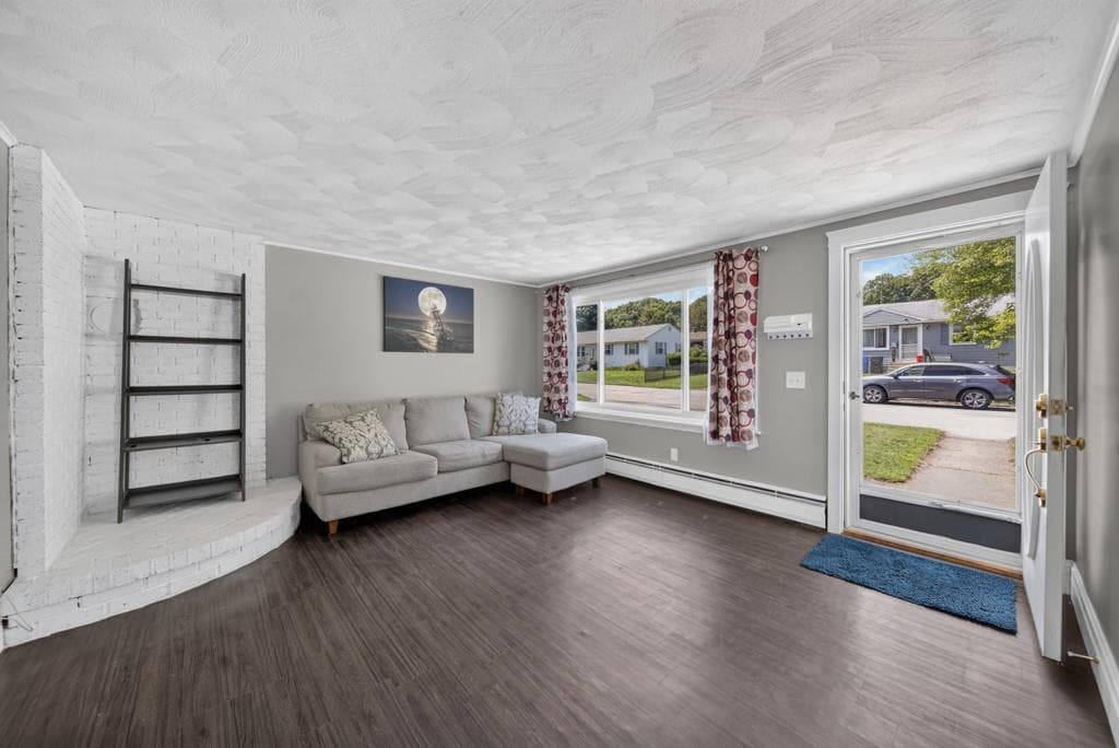 46 Sheffield Avenue - Photo 5