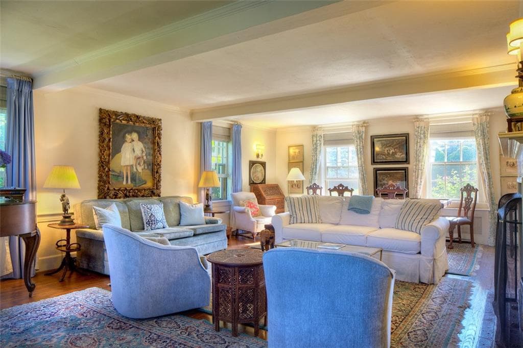 22 Castle Hill Avenue - Photo 4